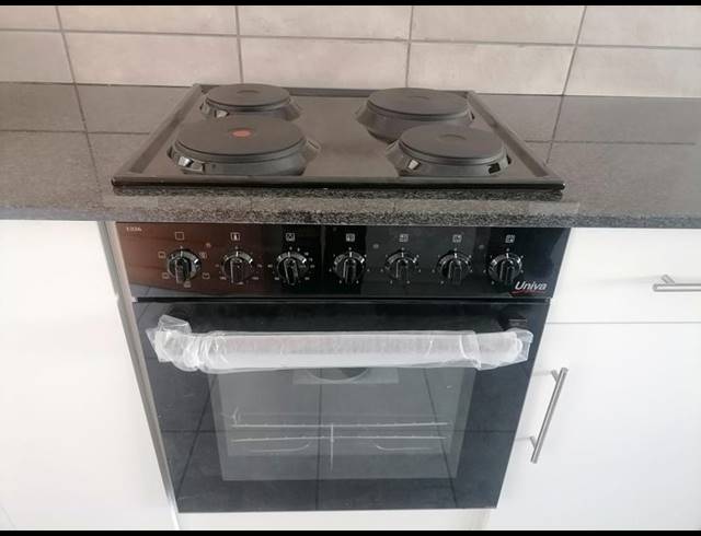 2 BEDROOM PROPERTY TO RENT IN GROBLERPARK